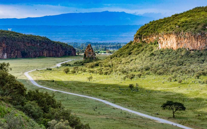 Hell's Gate National Park
